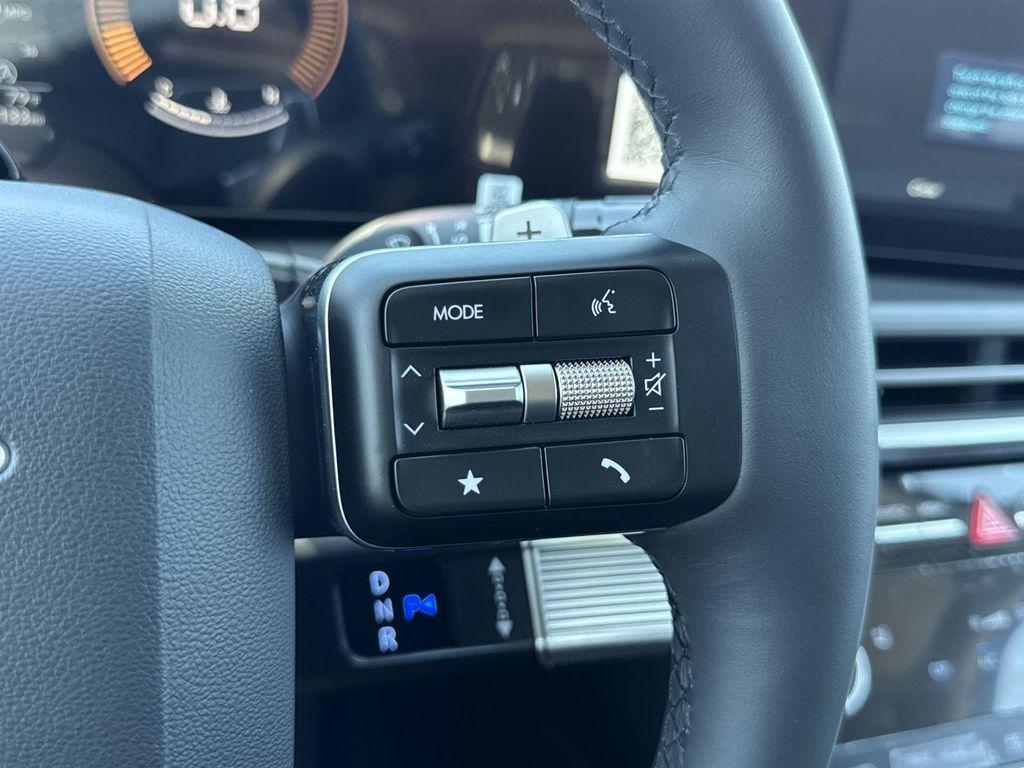 new 2025 Hyundai Santa Fe car, priced at $39,026