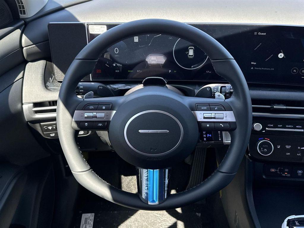 new 2025 Hyundai TUCSON Hybrid car, priced at $35,838