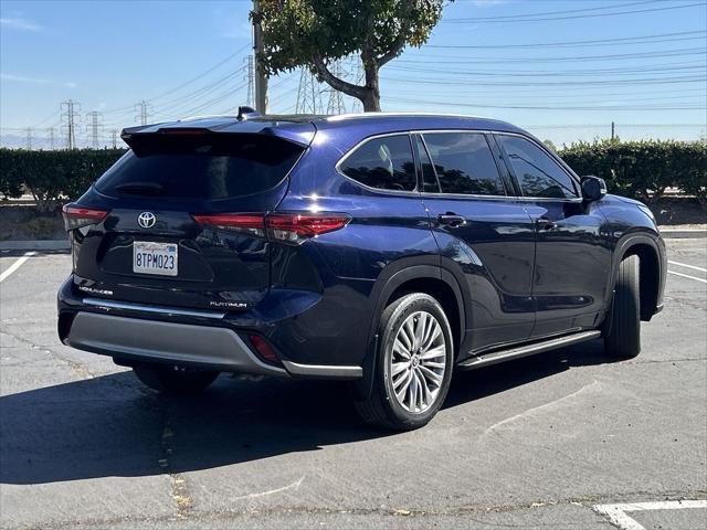 used 2020 Toyota Highlander car, priced at $33,990