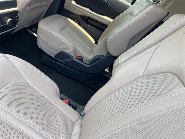 used 2023 Ford Expedition car, priced at $43,887