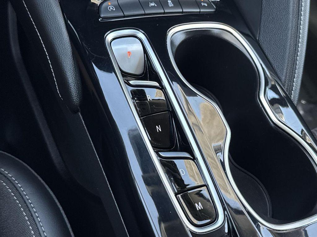 used 2022 Buick Envision car, priced at $21,256