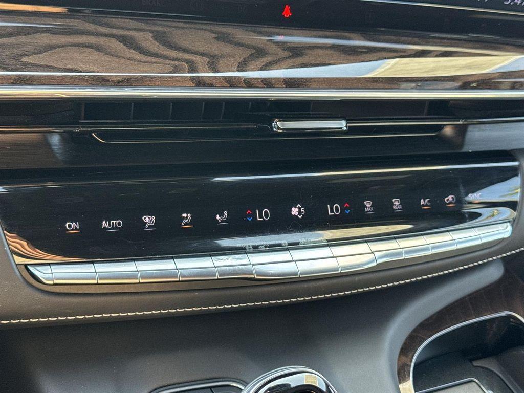 used 2022 Cadillac Escalade ESV car, priced at $61,000
