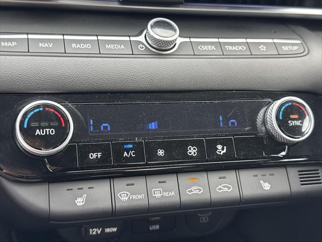 new 2025 Hyundai Elantra car, priced at $25,375