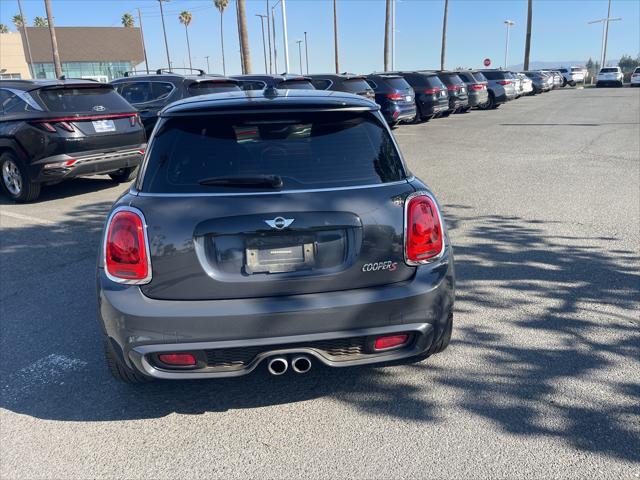 used 2018 MINI Hardtop car, priced at $14,808