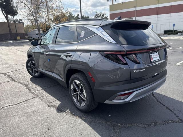 new 2025 Hyundai TUCSON Hybrid car, priced at $32,895