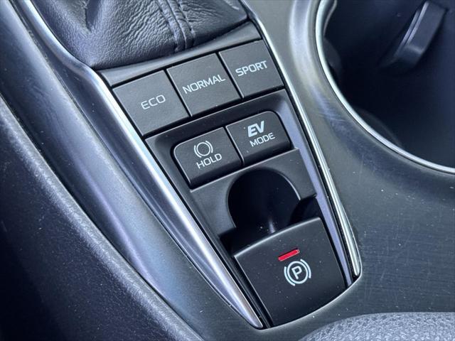 used 2019 Toyota Camry Hybrid car, priced at $25,420