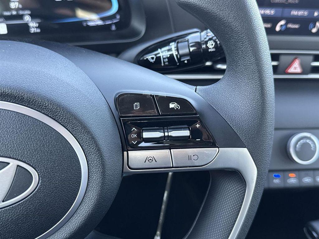 new 2025 Hyundai Elantra car, priced at $22,265