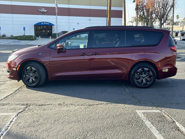 used 2020 Chrysler Pacifica Hybrid car, priced at $26,959