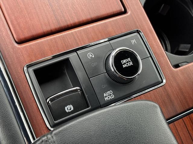used 2022 Lincoln Navigator car, priced at $47,695