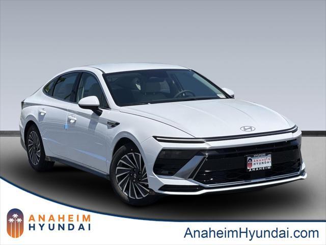 new 2025 Hyundai Sonata Hybrid car, priced at $28,845