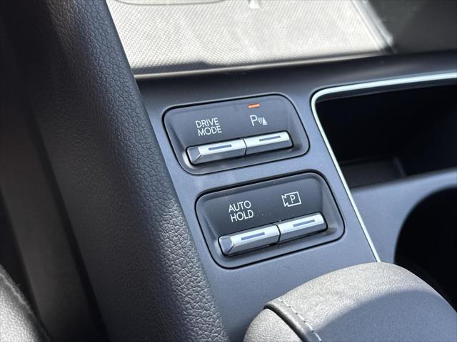 new 2025 Hyundai Sonata Hybrid car, priced at $36,648