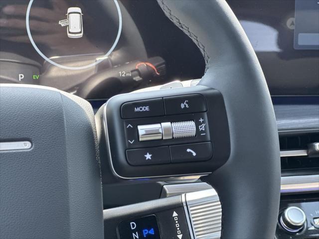 new 2025 Hyundai Santa Fe car, priced at $44,075