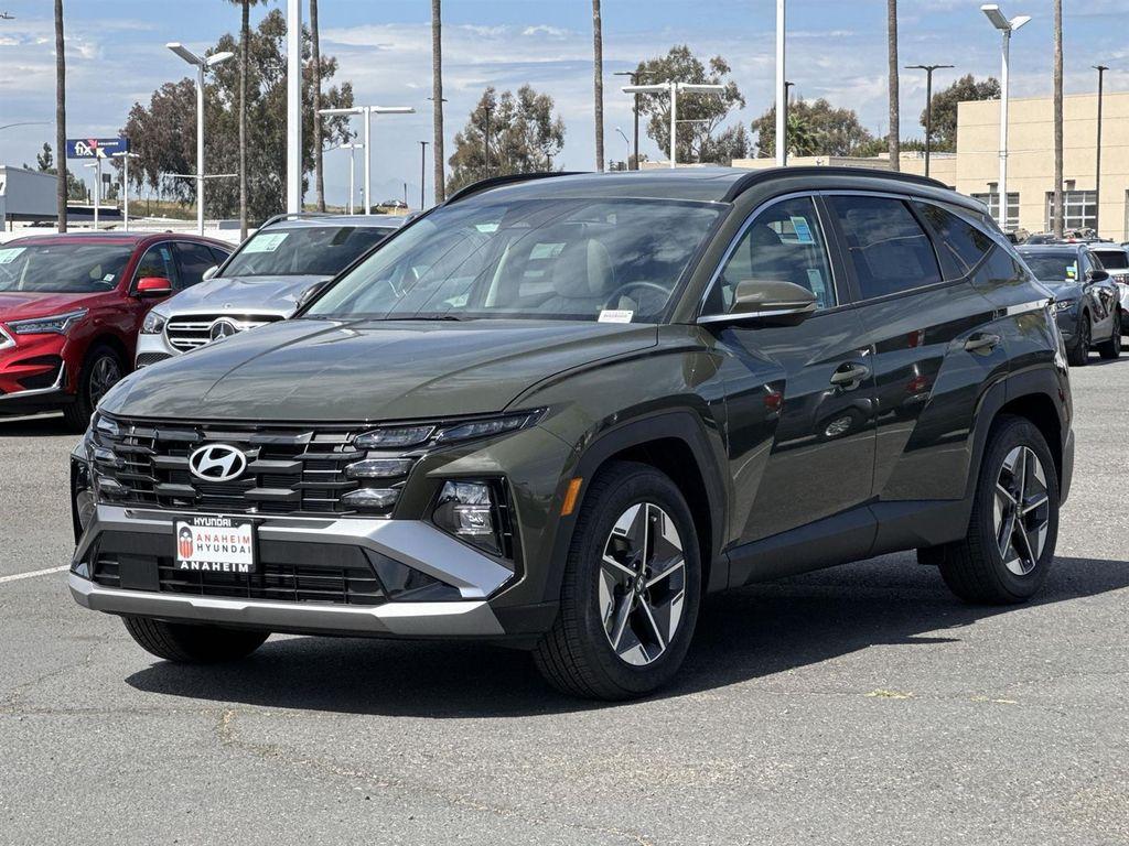 new 2025 Hyundai Tucson car, priced at $32,006