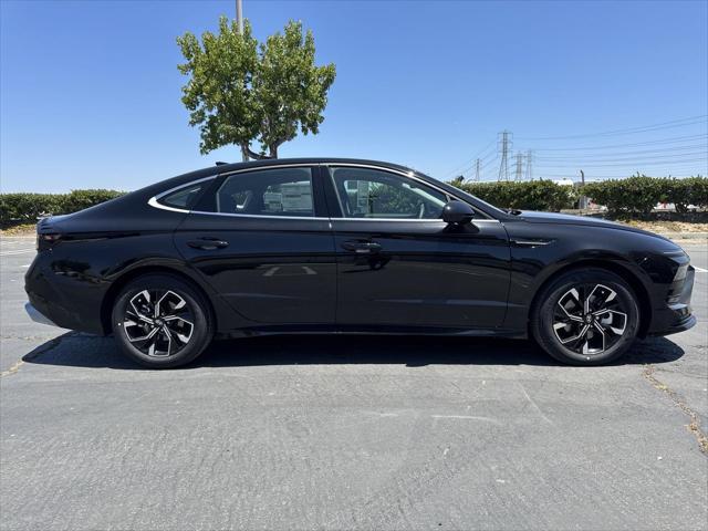new 2025 Hyundai Sonata car, priced at $26,493