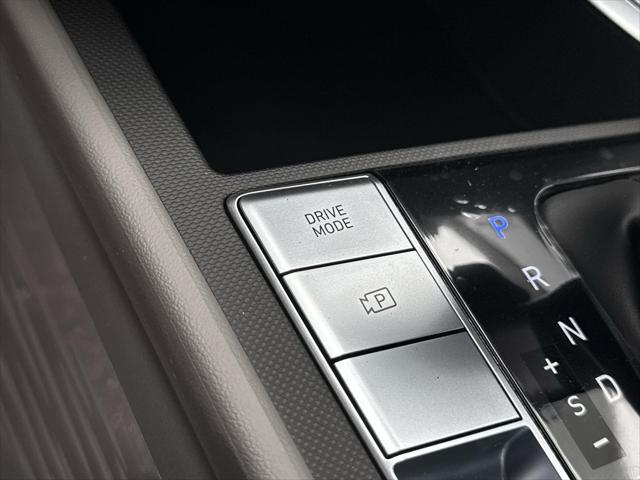 new 2025 Hyundai ELANTRA HEV car, priced at $23,570