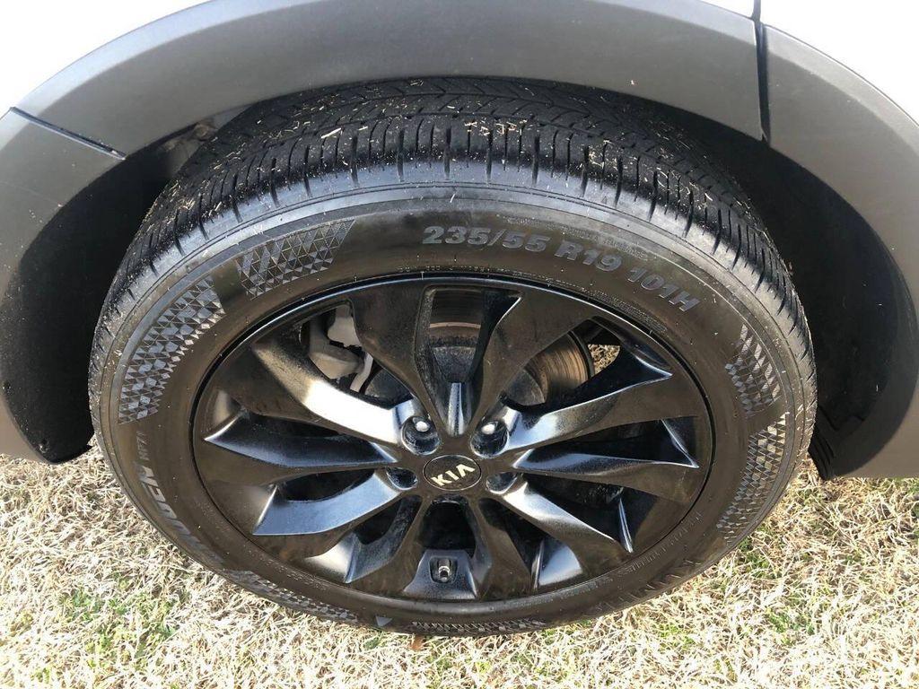 used 2020 Kia Sorento car, priced at $14,900