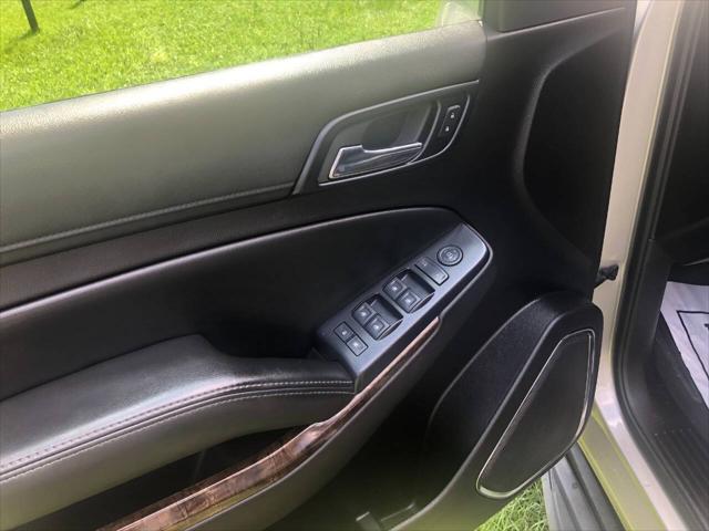 used 2015 Chevrolet Suburban car, priced at $19,900