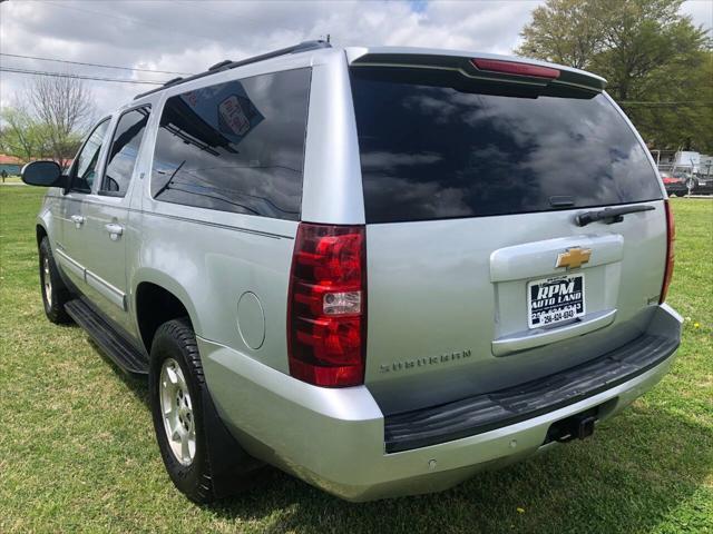 used 2012 Chevrolet Suburban car, priced at $12,900