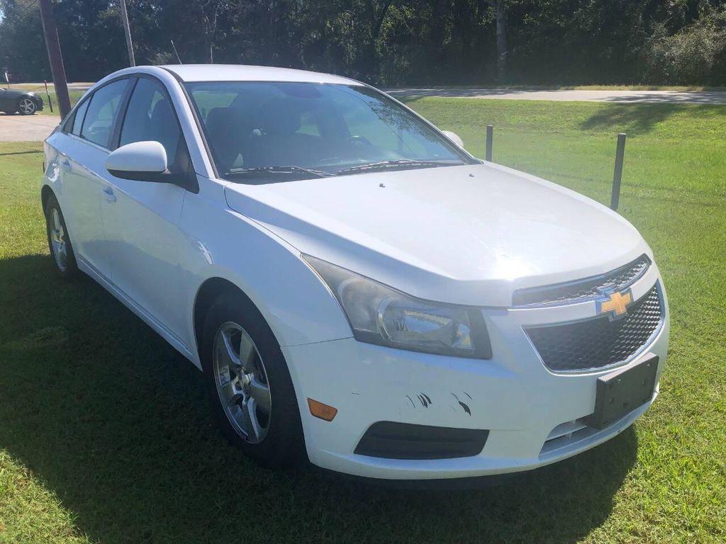used 2014 Chevrolet Cruze car, priced at $9,900