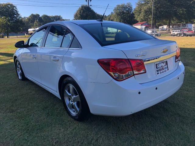 used 2014 Chevrolet Cruze car, priced at $10,900