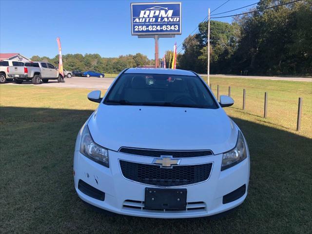 used 2014 Chevrolet Cruze car, priced at $10,900