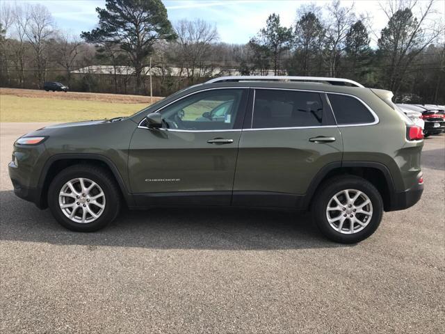 used 2018 Jeep Cherokee car, priced at $19,900