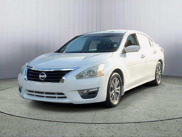 used 2015 Nissan Altima car, priced at $5,495