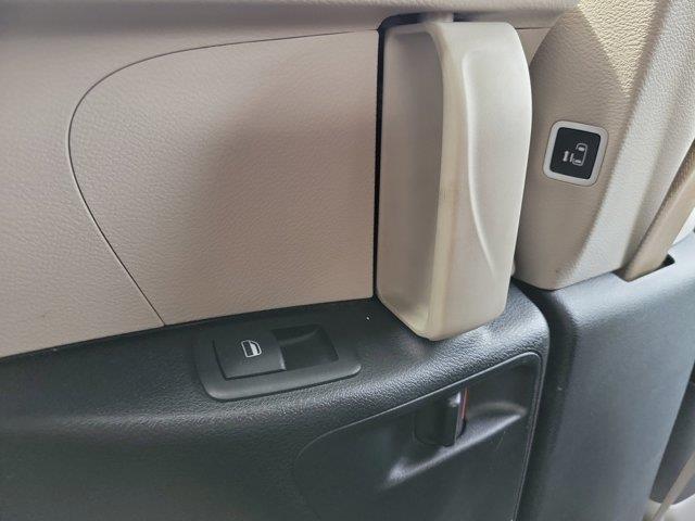 used 2019 Chrysler Pacifica car, priced at $11,495