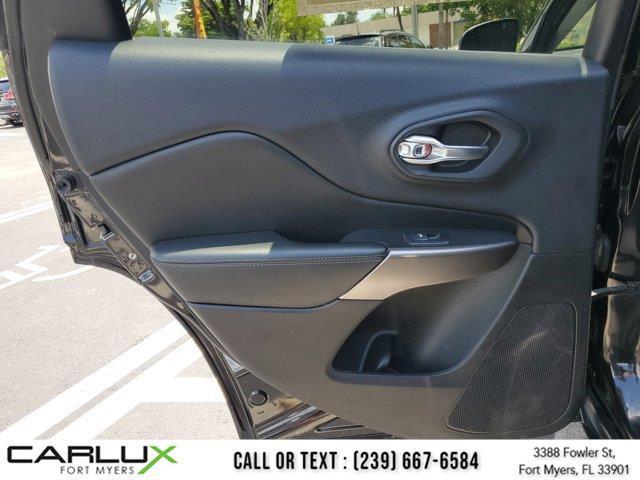 used 2019 Jeep Cherokee car, priced at $7,250