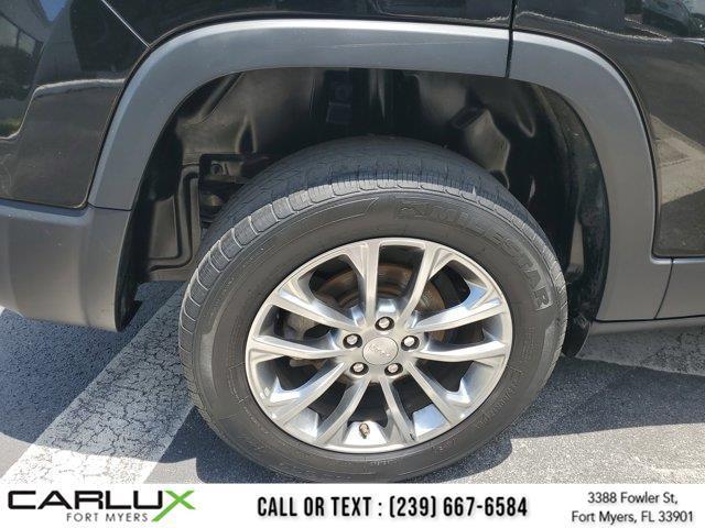 used 2019 Jeep Cherokee car, priced at $7,250