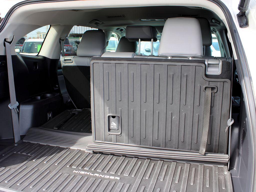 used 2021 Toyota Highlander car, priced at $37,798