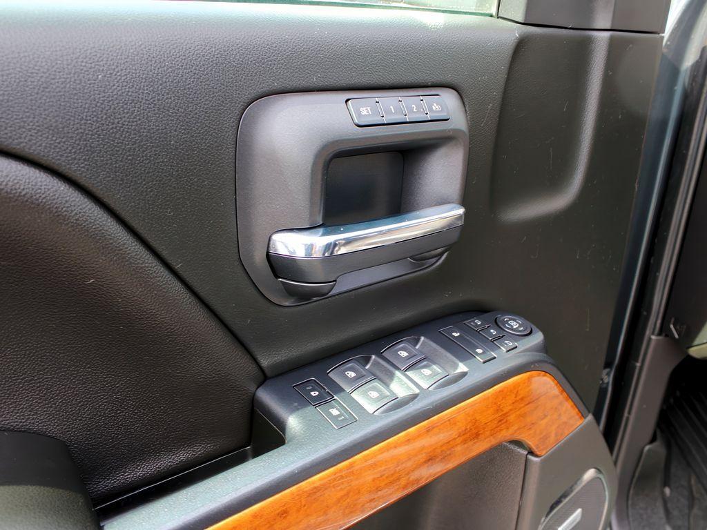 used 2018 Chevrolet Silverado 1500 car, priced at $36,277