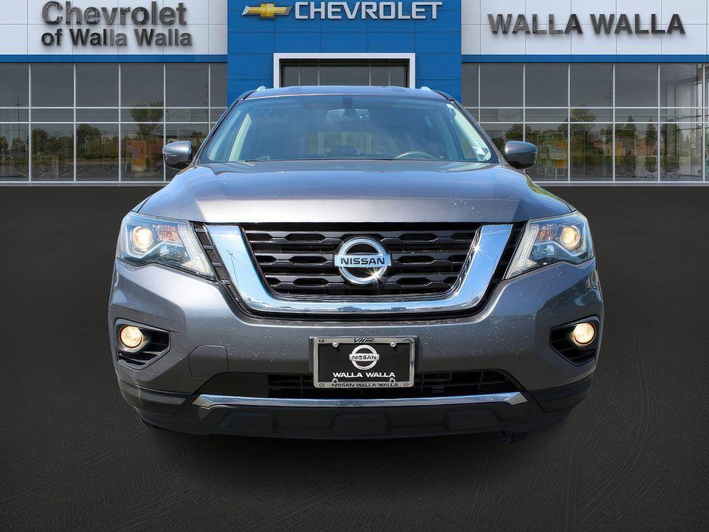 used 2017 Nissan Pathfinder car, priced at $12,897