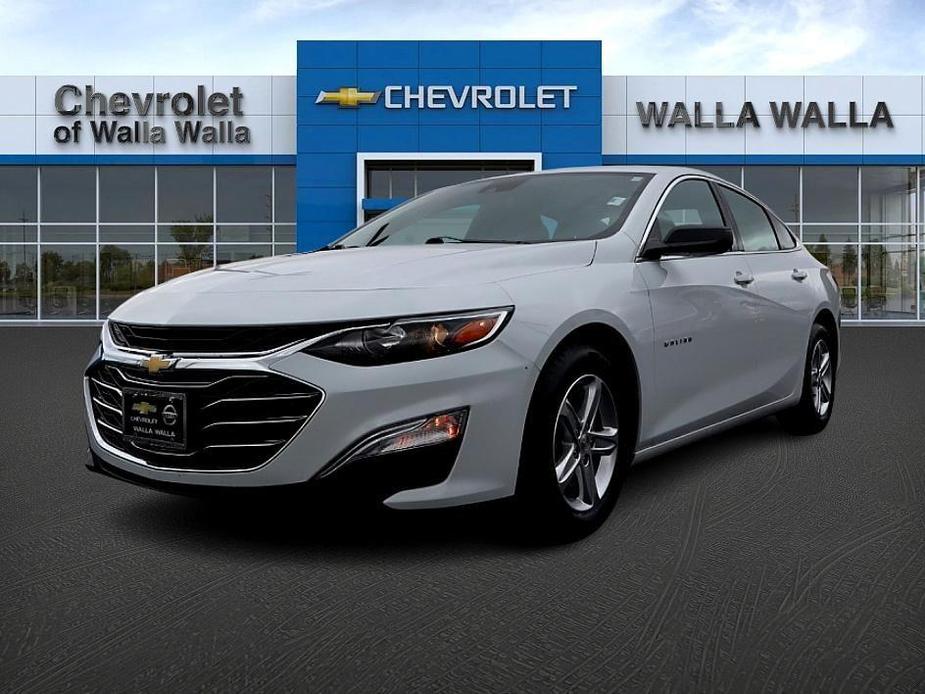 used 2023 Chevrolet Malibu car, priced at $19,999