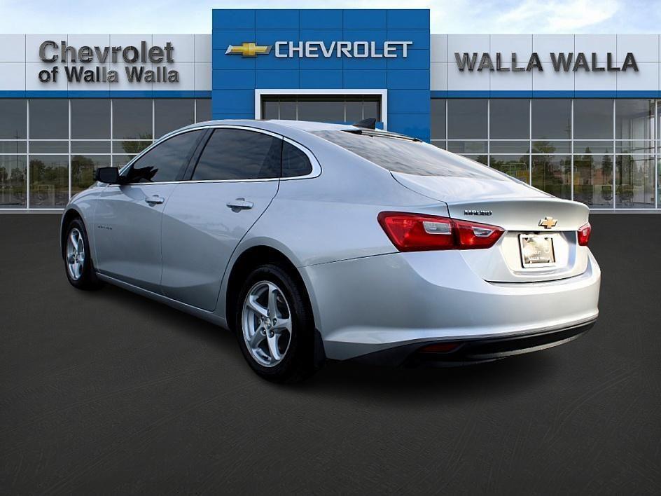 used 2018 Chevrolet Malibu car, priced at $14,798