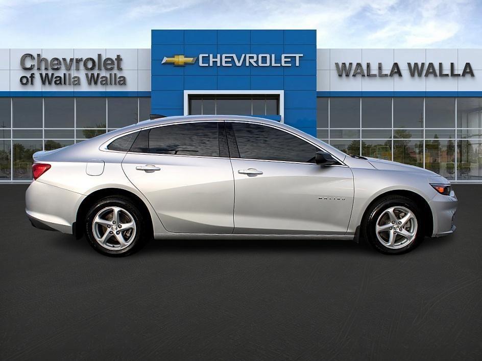 used 2018 Chevrolet Malibu car, priced at $14,798