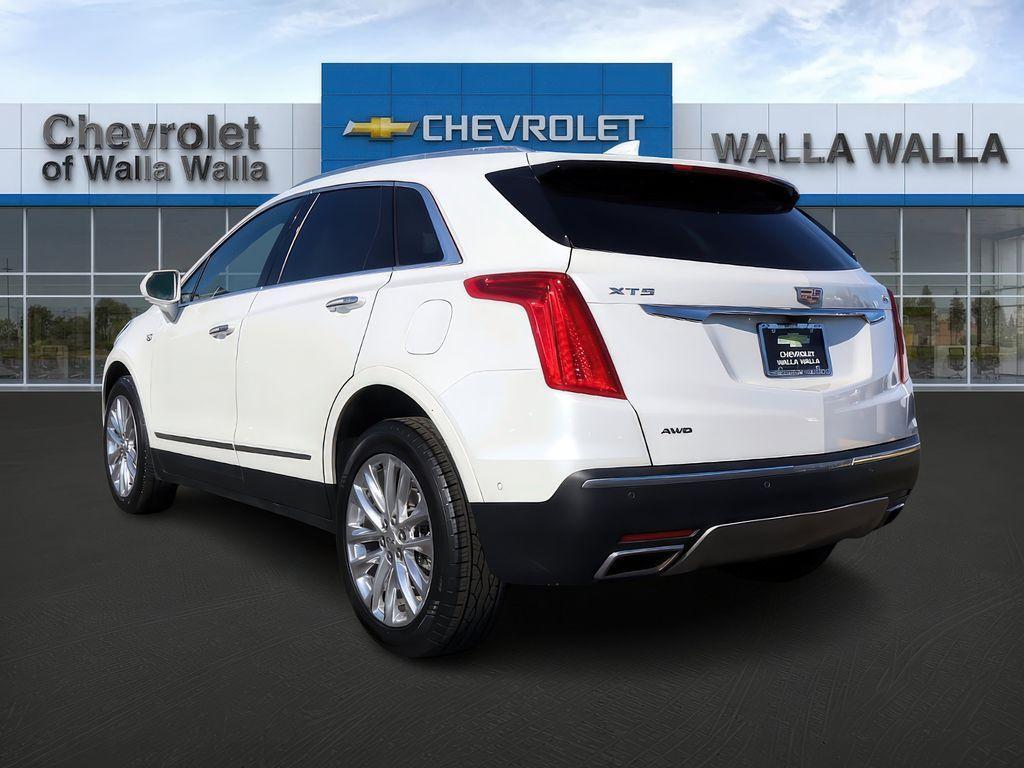 used 2018 Cadillac XT5 car, priced at $28,999