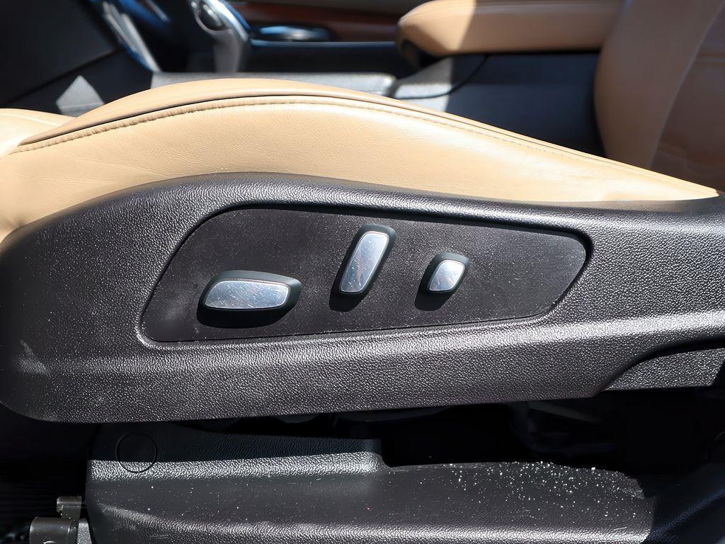 used 2018 Cadillac XT5 car, priced at $28,999