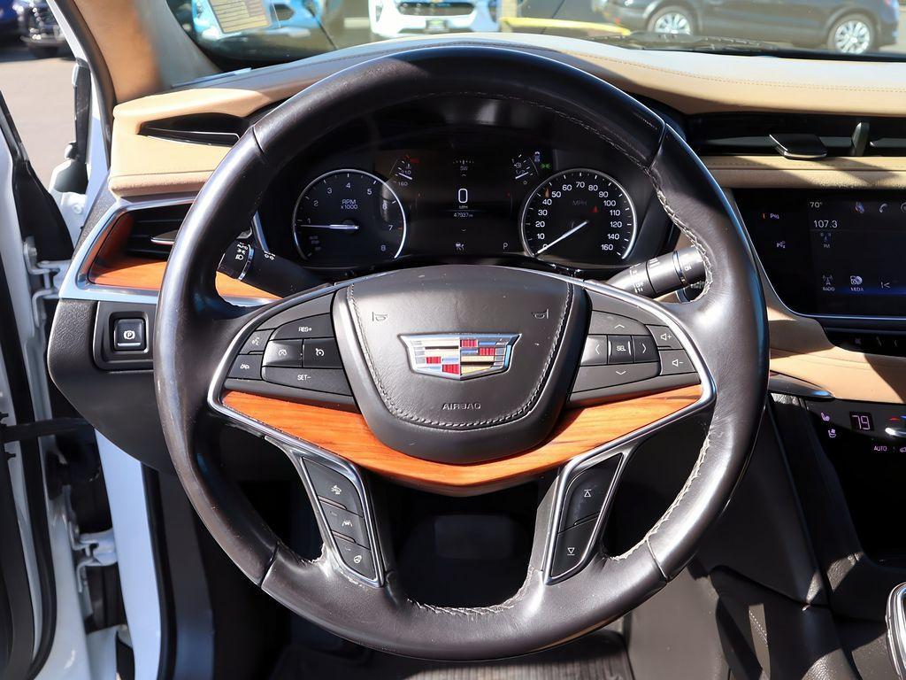 used 2018 Cadillac XT5 car, priced at $28,999