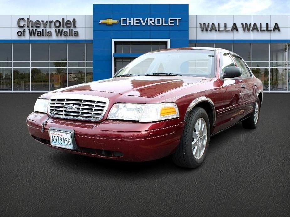 used 2006 Ford Crown Victoria car, priced at $5,798