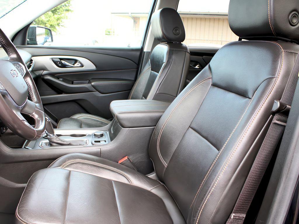 used 2020 Chevrolet Traverse car, priced at $30,999