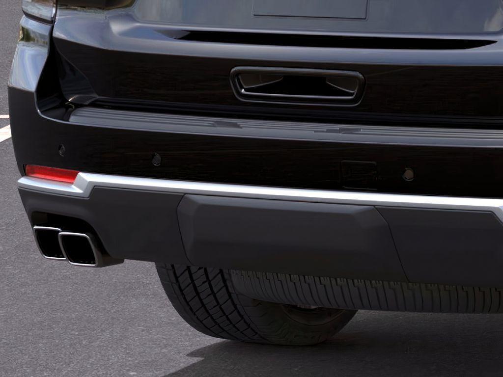 new 2025 Chevrolet Suburban car