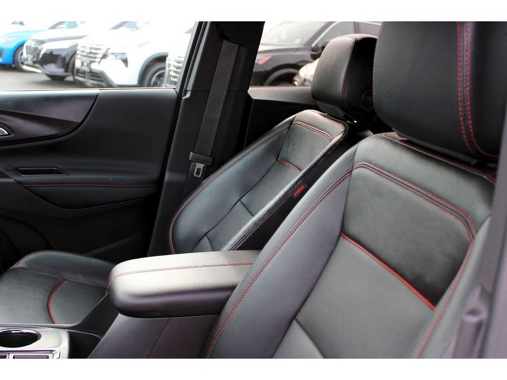 used 2024 Chevrolet Equinox car, priced at $33,897