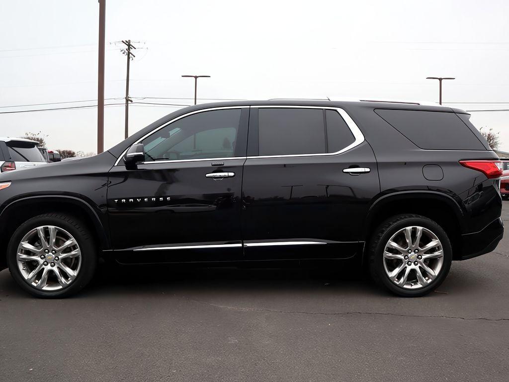 used 2018 Chevrolet Traverse car, priced at $22,599