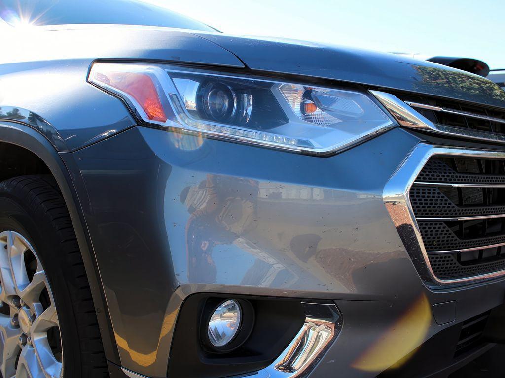 used 2020 Chevrolet Traverse car, priced at $24,999