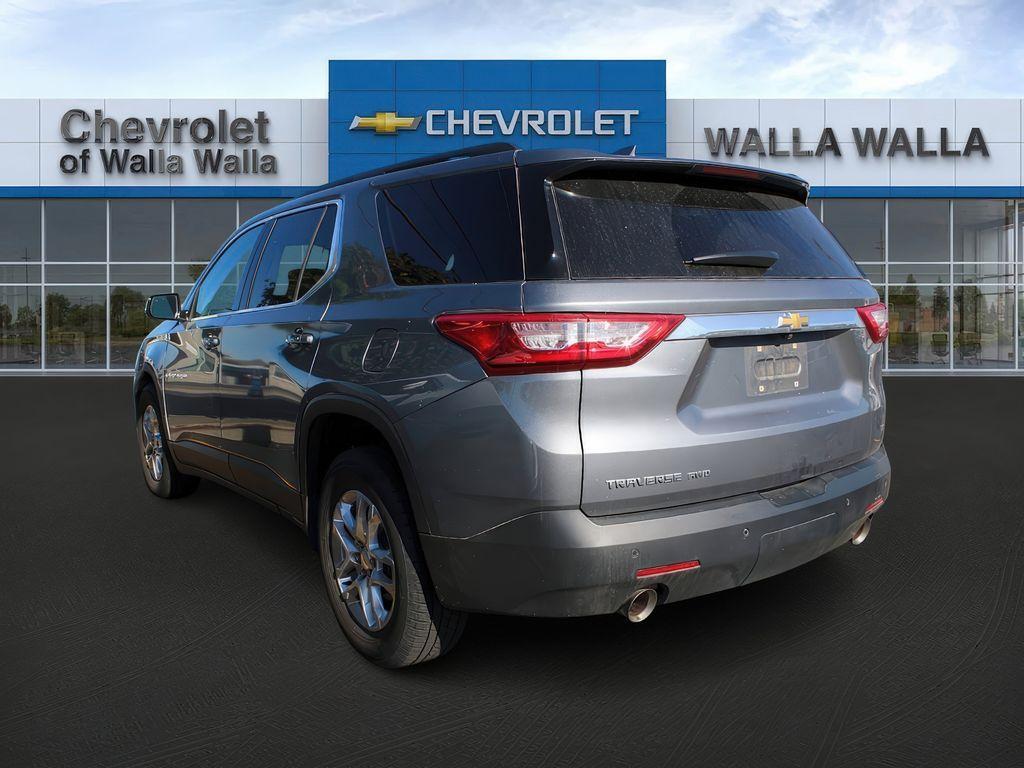 used 2020 Chevrolet Traverse car, priced at $24,999