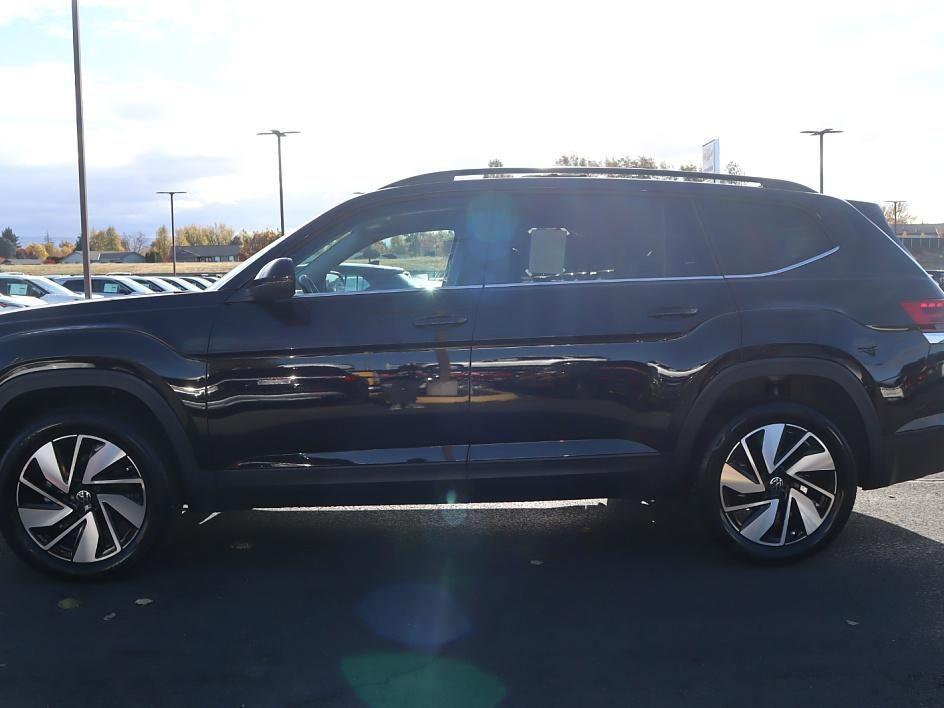 used 2024 Volkswagen Atlas car, priced at $35,997