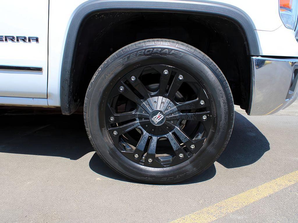 used 2014 GMC Sierra 1500 car, priced at $15,999