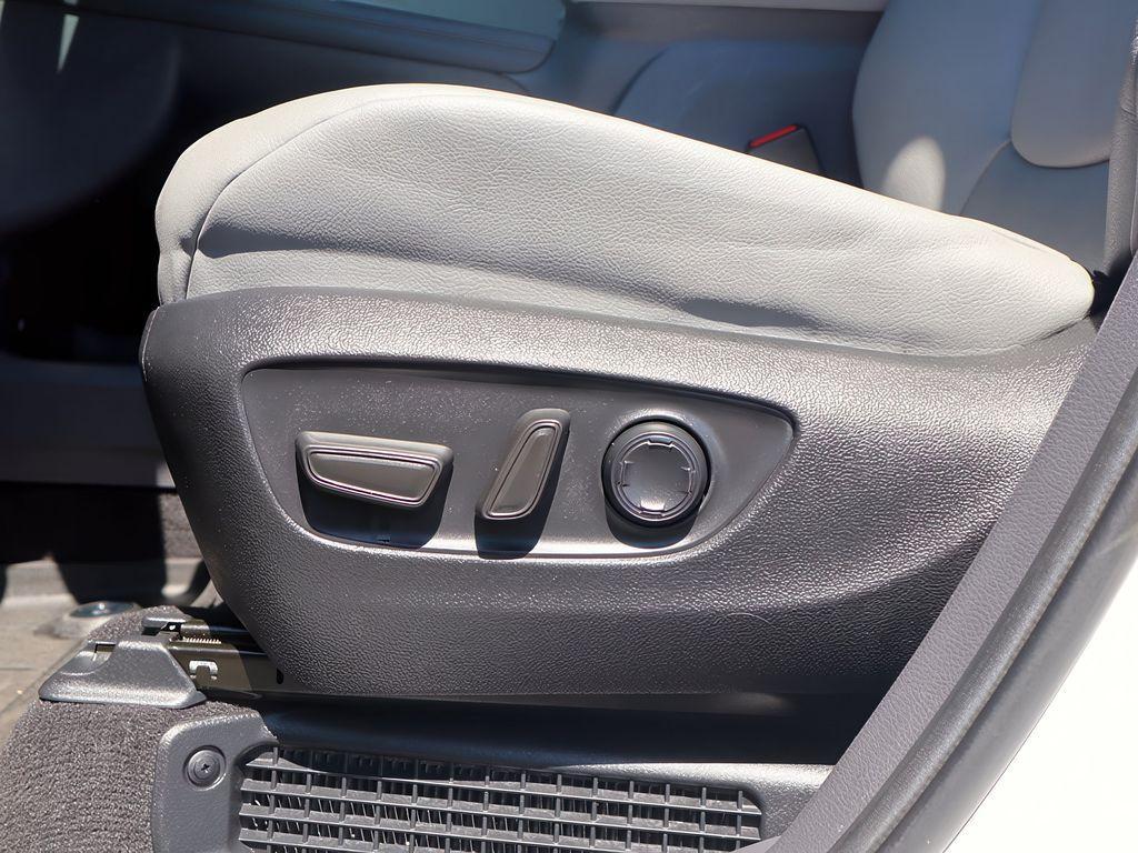 used 2023 Toyota Sienna car, priced at $47,699