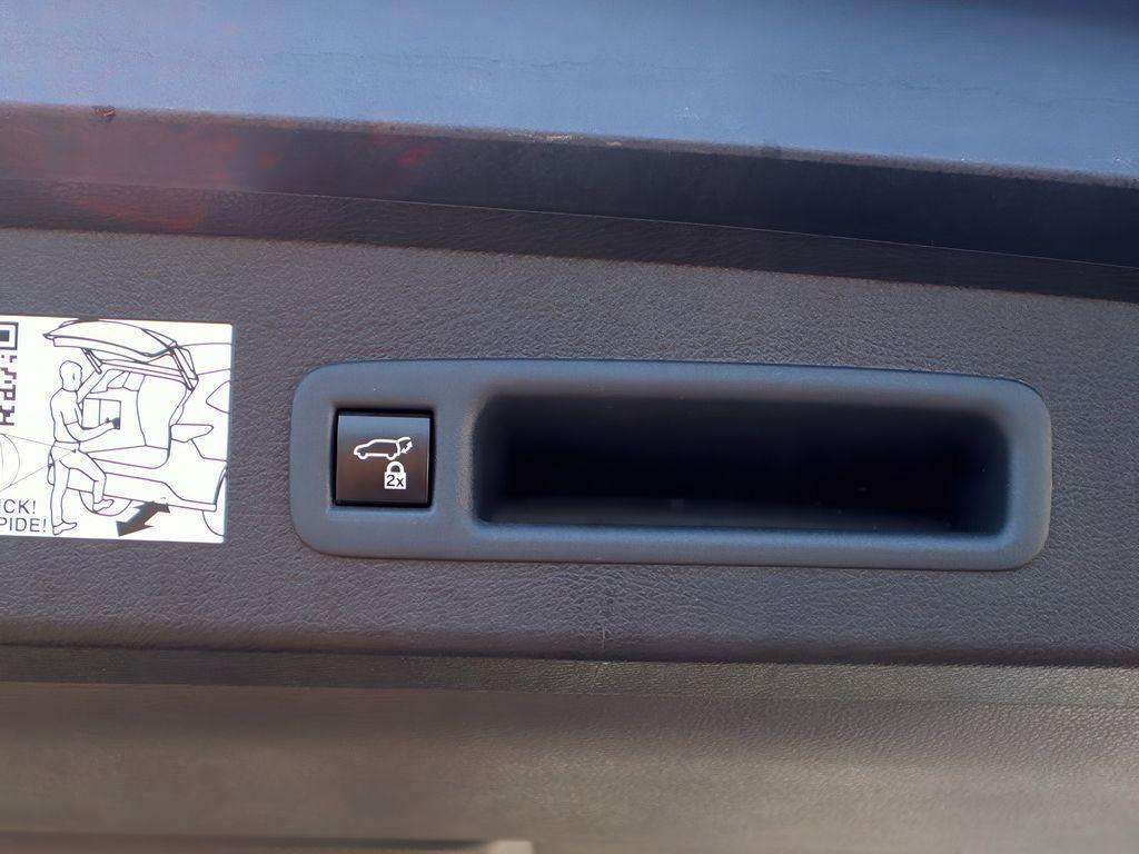 used 2023 Toyota Sienna car, priced at $47,699